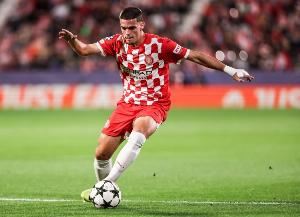 记者：赫罗纳边卫古铁雷斯接受右脚踝手术，球员原本计划转会