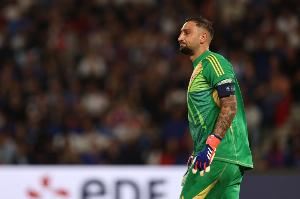 巴因德尔表现遭批，曼联首发门将该是谁？是否要出手多纳鲁马？