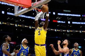 顿饱！本赛季定向助攻排名：里夫斯喂饼艾顿27次 东契奇喂饼25次