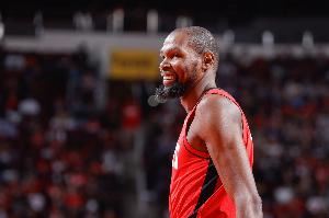 没湖人！联盟已有10队本赛季所有主场门票售罄：雷霆火箭勇士在列